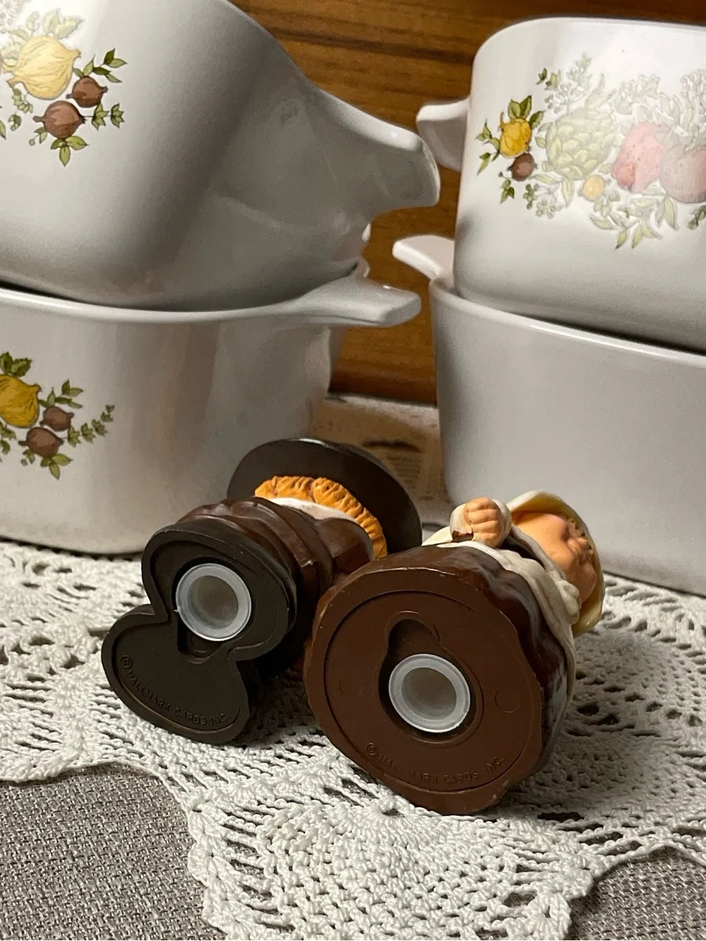 Vintage Corning Ware Spice O’Life P-43-B Petite Pans + Pilgrim Salt & Pepper Set